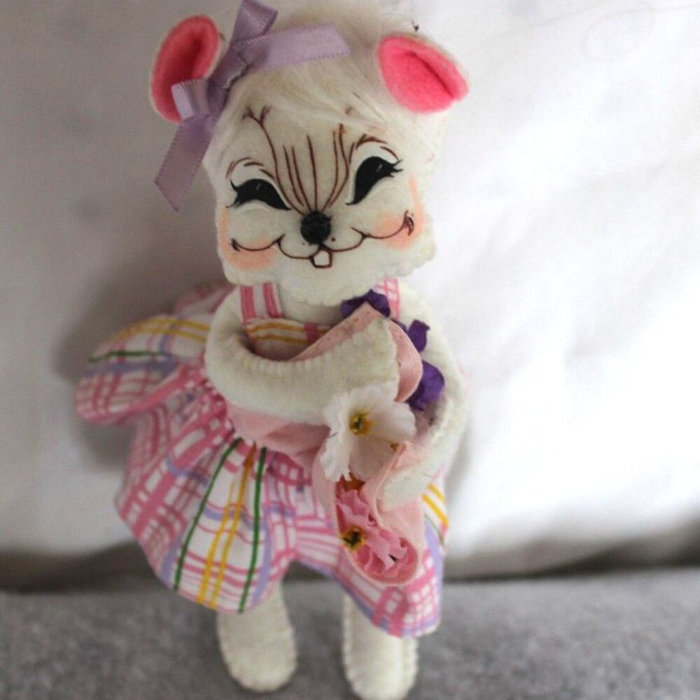 Vintage Annalee Mobilitee Dolls Spring Easter Girl Mouse Plaid Dress Flowers 6"